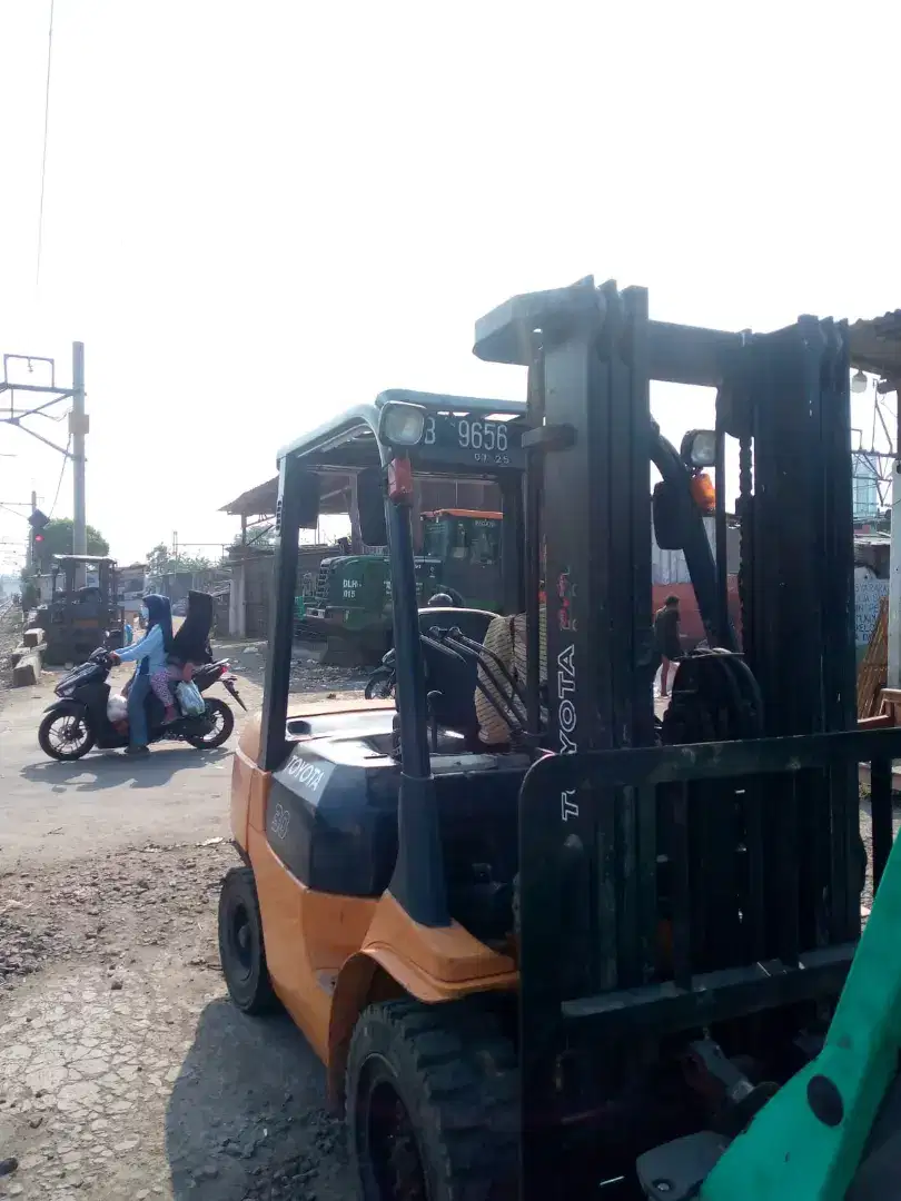 Forklift bekas Jakarta Utara