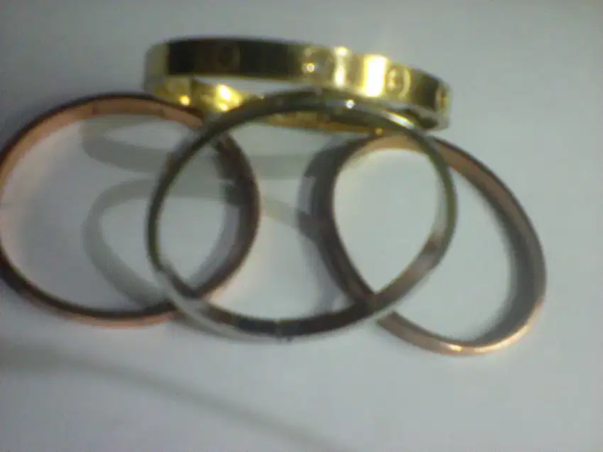 Gelang :  4 ( Pcs )