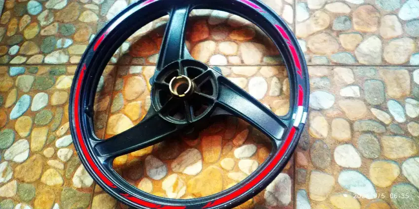 Velg ninja rr depan