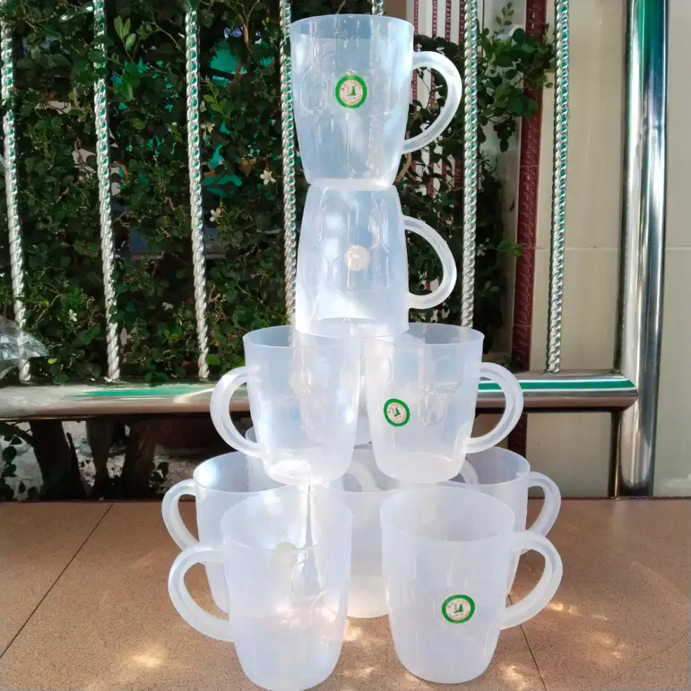 12 Pcs Gelas Plastik Bening 600 ml