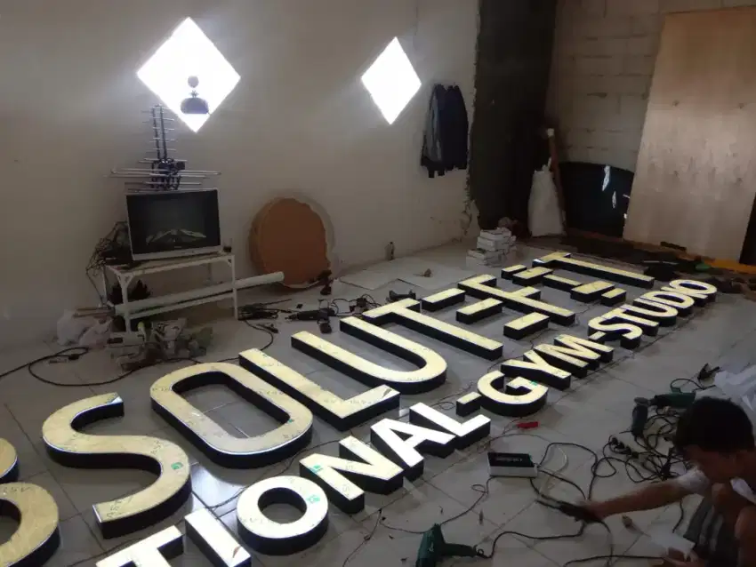 Billboard, Neon Box, Huruf Timbul, Papan Nama, Neon Sign