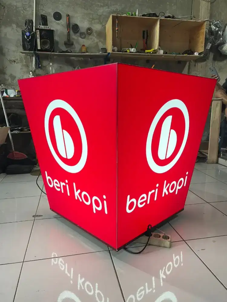 Sign Neon Box Kubus 80 CM