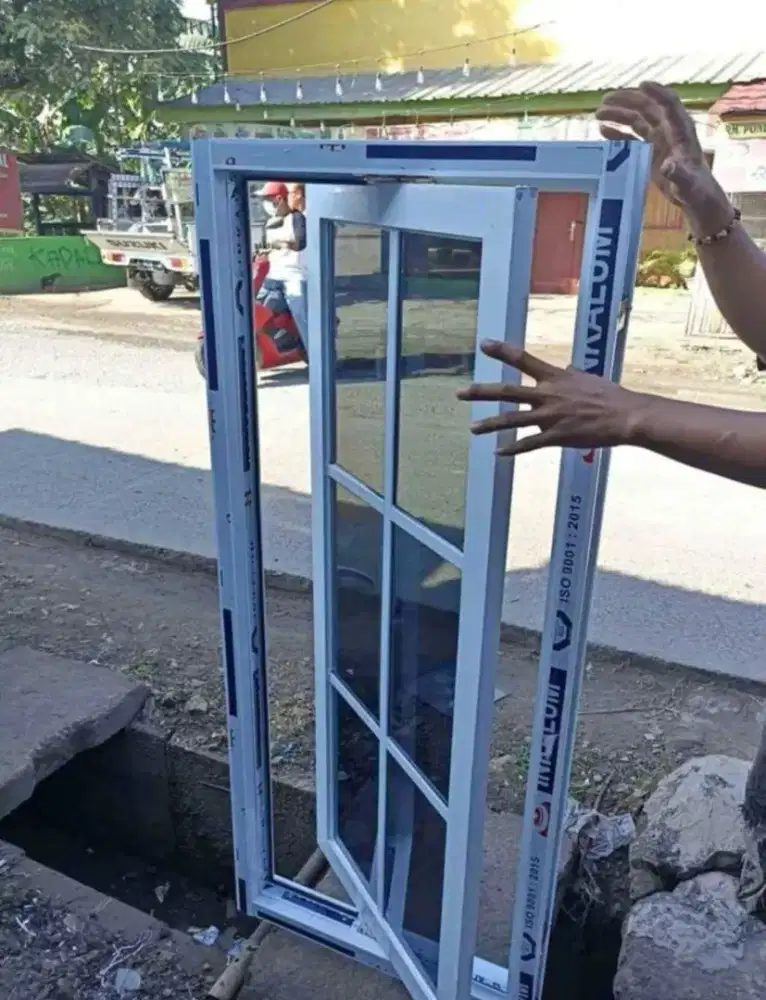 Pintu jendela almunium