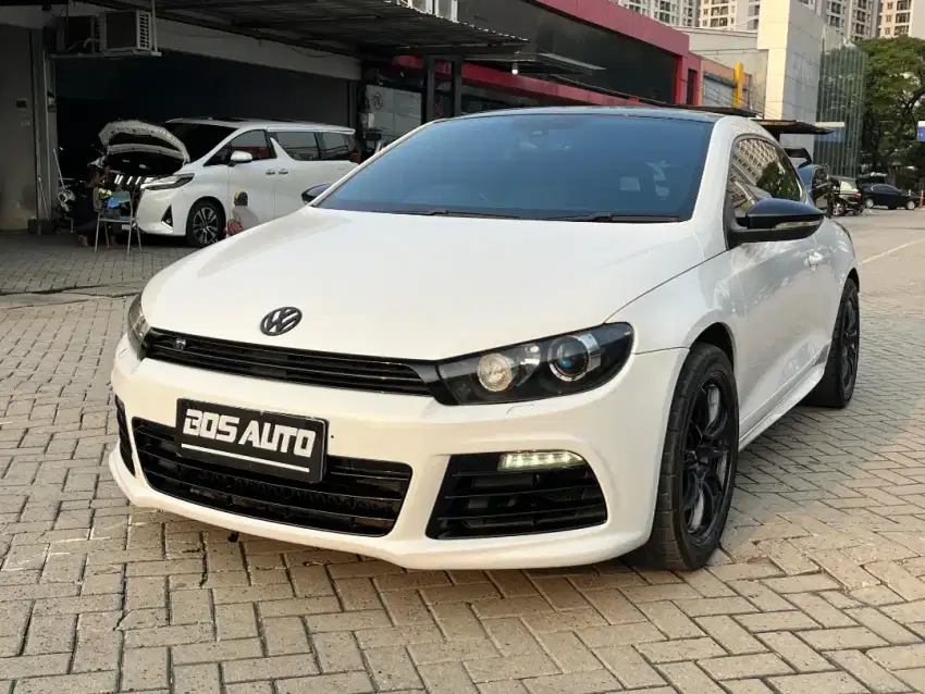 VW scirocco R coupe 2013