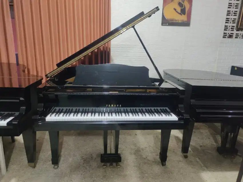 Grand Piano Yamaha G3 E buatan jepang