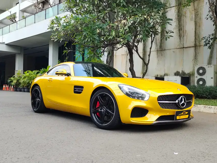 Mercedes Benz GTS  AMG 2015