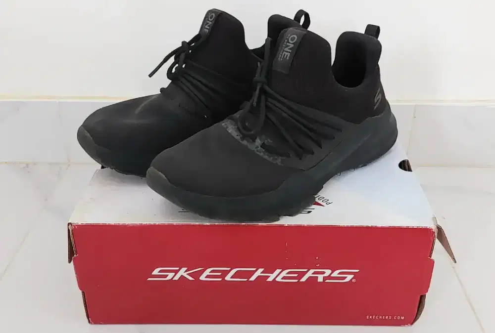 Sepatu Skecher One Original