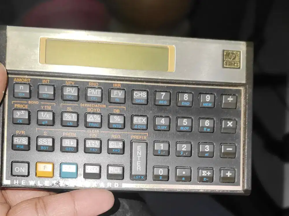 Kalkulator bisnis merk HP c12