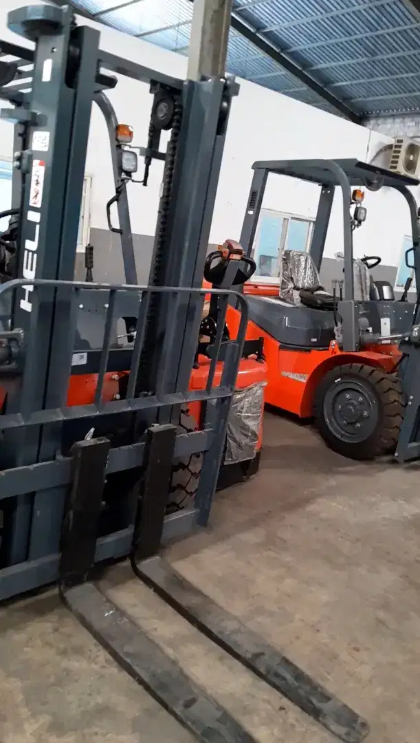 Forklift Baru dan bekas