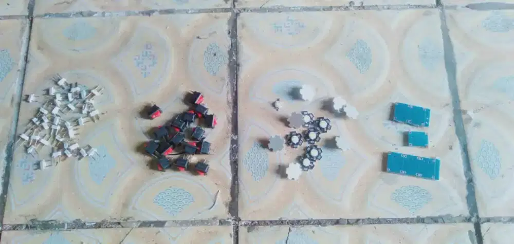 Slhkn plh slh 1 paket dr alat2 electronic brg baru hrg murah cpt dpt