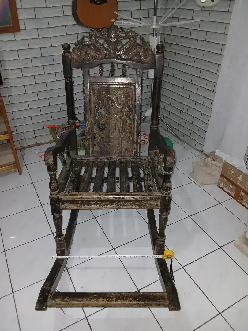 KURSI GOYONG KAYU JATI ANTIK