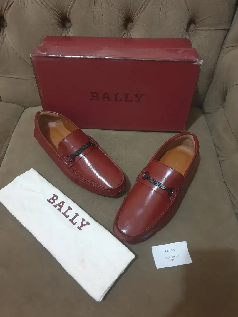Mulus .authentic sepatu.loafers bally size 40.5