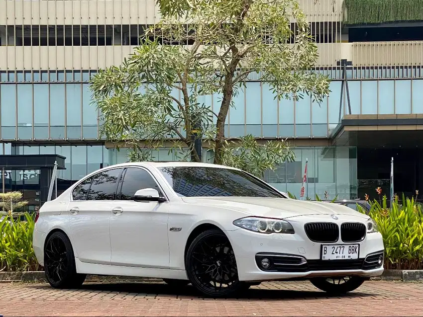 BMW 520I LCI 2014