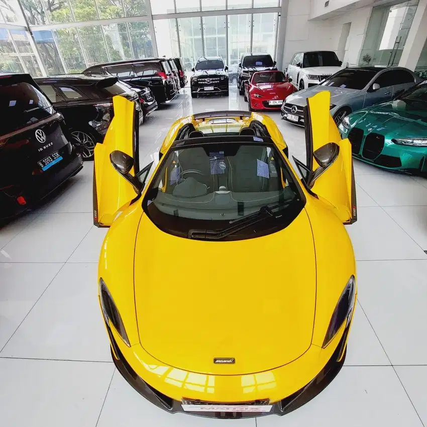 MCLaren 605S Spider Nik 2014 Yellow on Black Siap Pakai