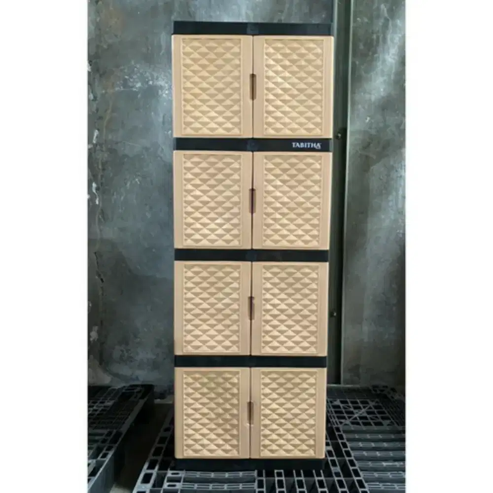 wadah pakaian plastik