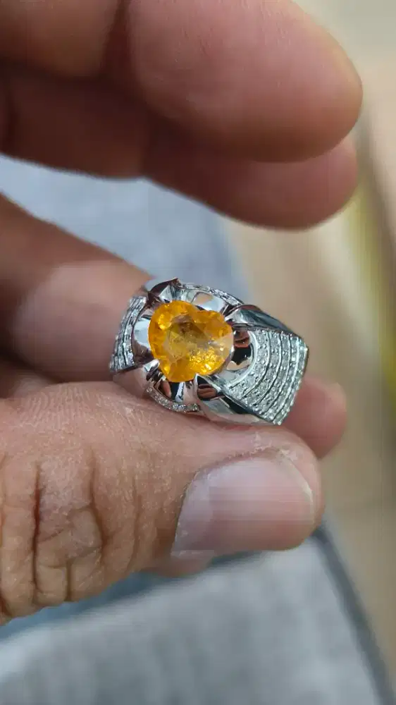 Natural yellow sapphire
