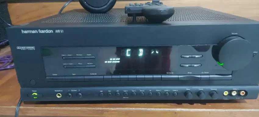 Ampli HK AVR 51