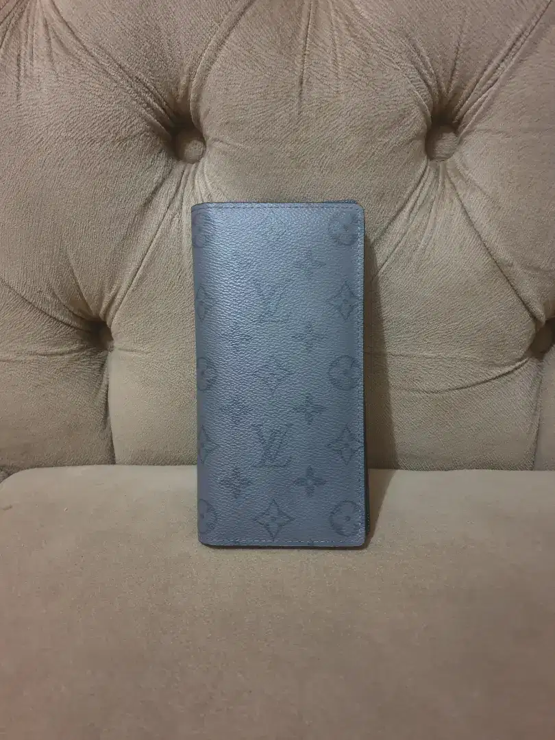 Like new .authentic dompet .wallet long louis vuitton .lv
