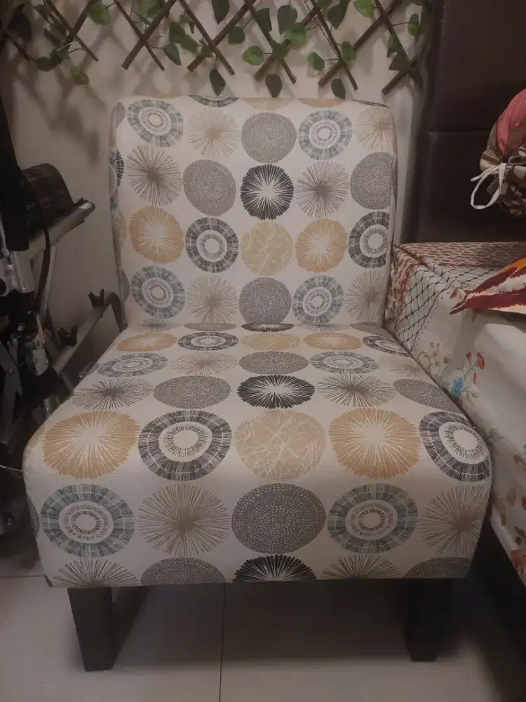 Sofa tunggal informa