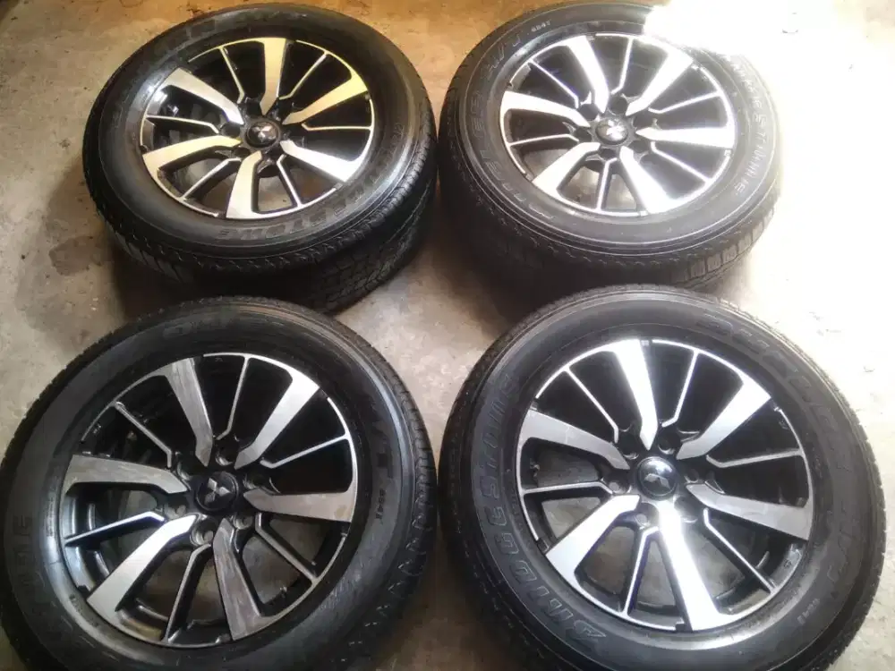 VELG mitsubishi pajero dakar ring 18 asli original