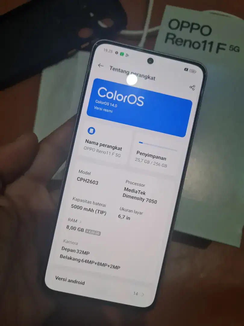 Oppo Reno11 F 5G 8/256 Garansi Panjang likenew