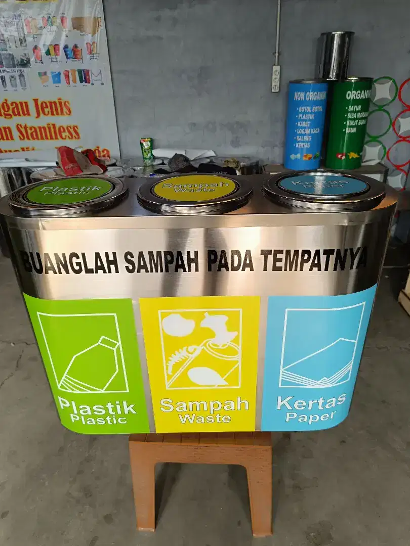 Tempat sampah stainlees kapsul 3in1