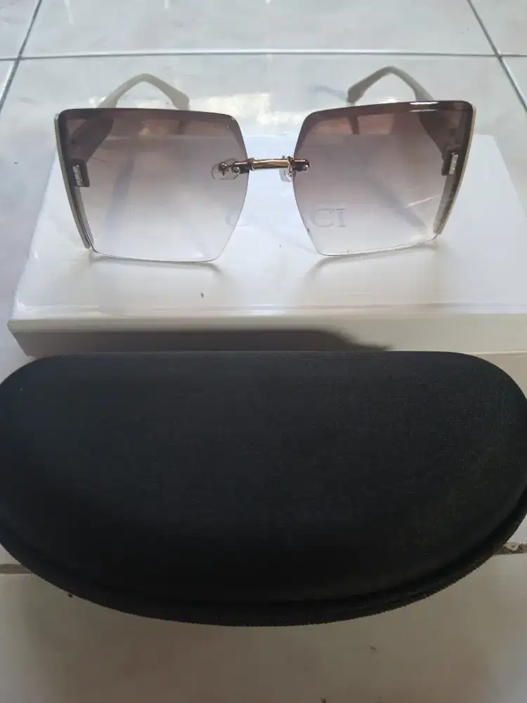 Kacamata Sultan Dior original