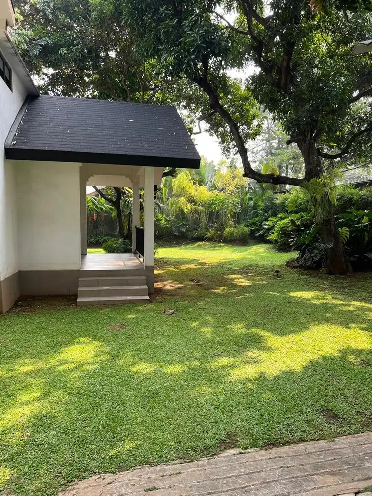 Dijual Rumah Luas & Asri Di Menjangan Raya Ciputat