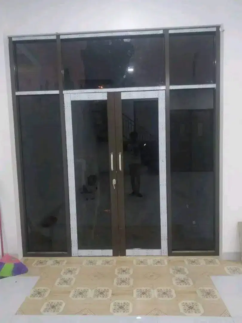 Pintu kaca murah