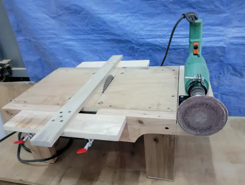 Table Saw + mesin poles