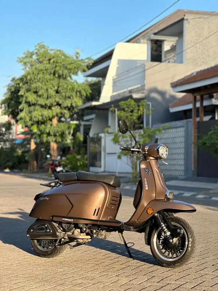 Royal Alloy Grand Prix (GP) 150 Matt Bronze / Coklat