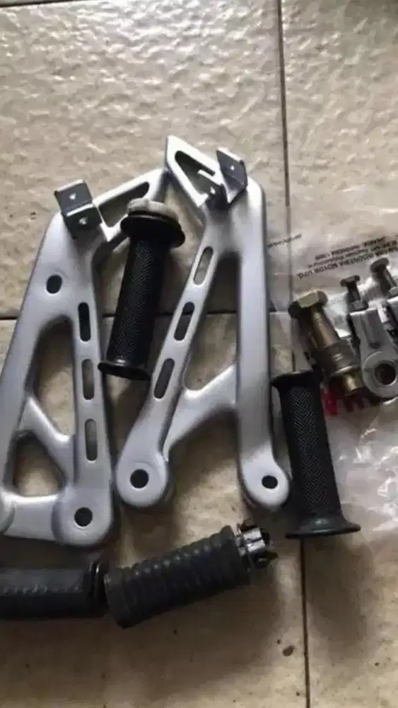 Forkstep belakang &amp; stelan rantai + handle gas Rx King