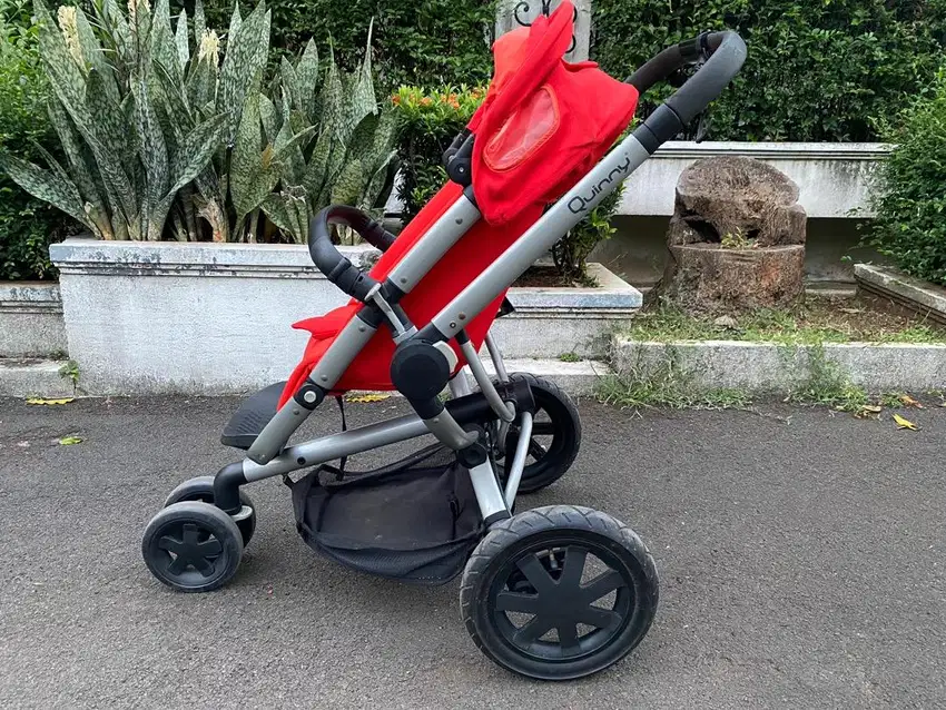 Dijual stroller quinny buzz