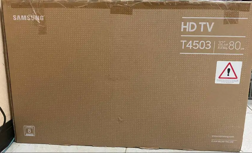 TV SAMSUNG 32 T4503