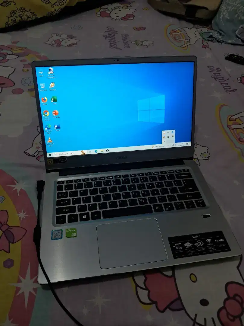 Laptop notebook 14in Acer Swift 3 core i5 gaming design vga ssd ram 12