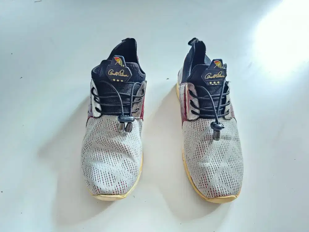 Sepatu Arnold Palmer
Fashion Casual