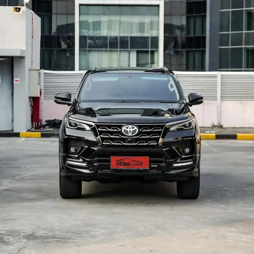 TOYOTA FORTUNER 2.4 VRZ GR SPORT A/T 2021