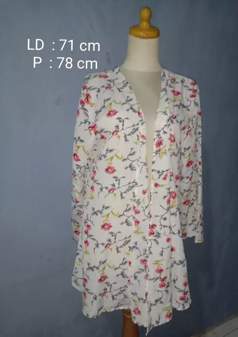Outer Model Blazer Preloved