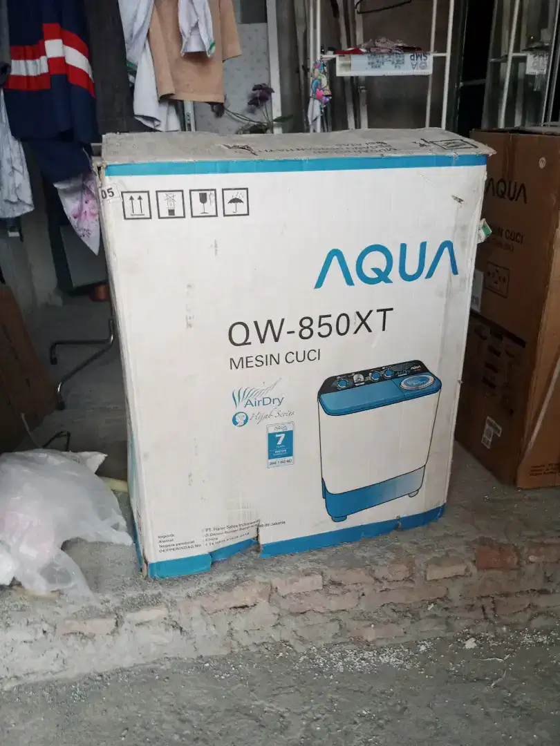 Mesin cuci merk aqua (dpt hadiah)