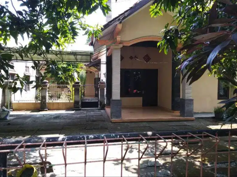 Disewakan Rumah Srategis Nyaman Kota Sragen