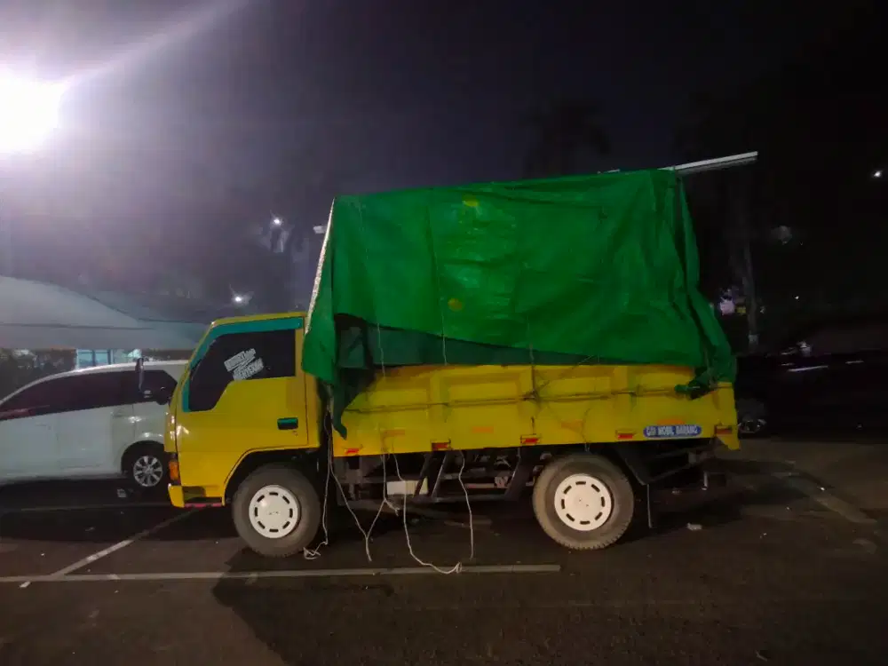 Truk engkel double (cdd) pindahan bekasi