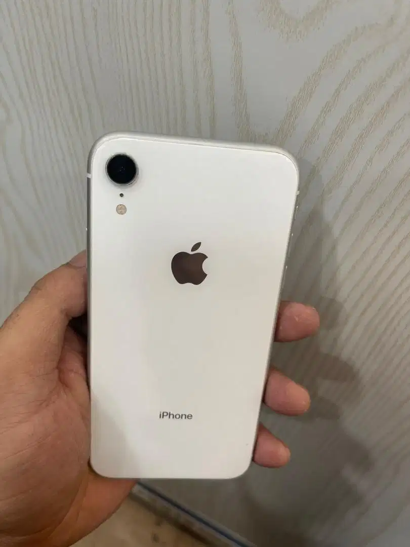 Iphone XR 64 GB white