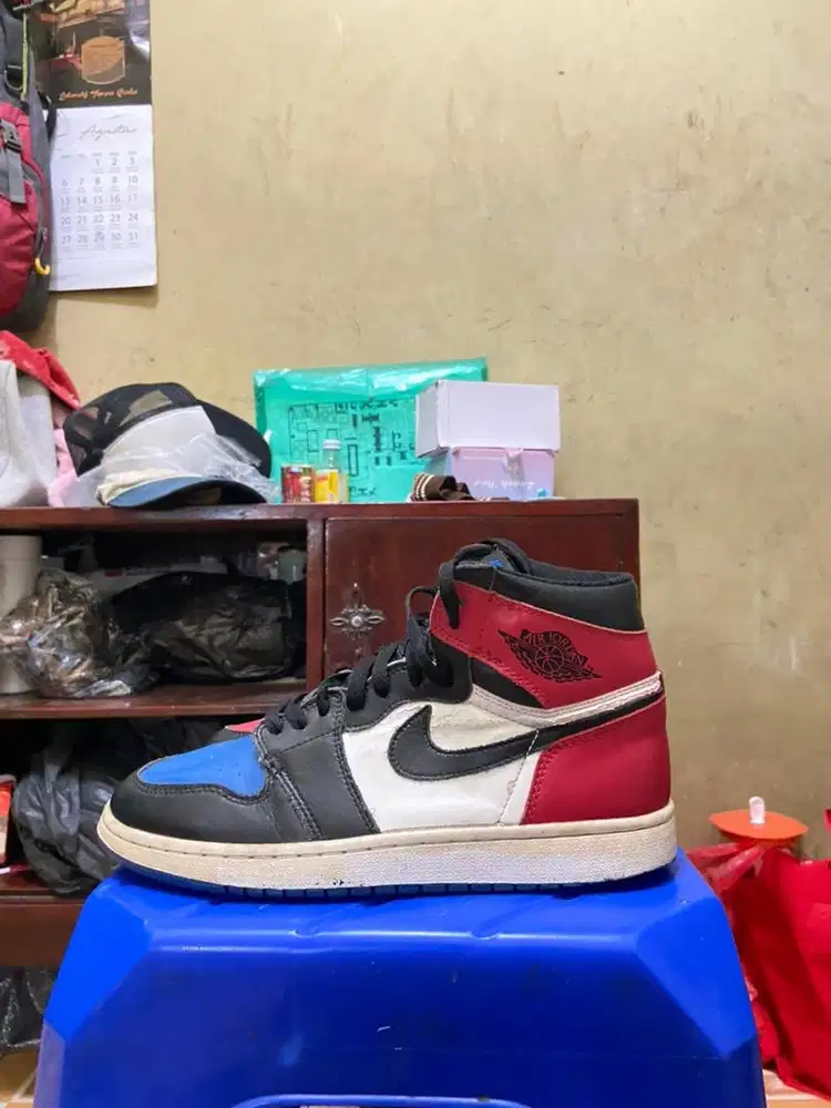 Sepatu Nike Air Jordan 1 Retro High OG Top3 Second Original