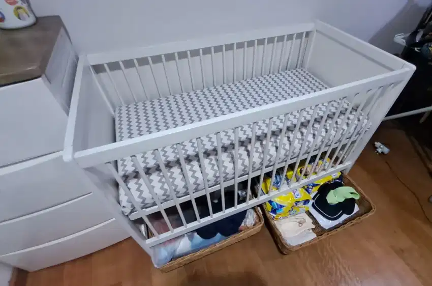 Baby Box Kayu Solid