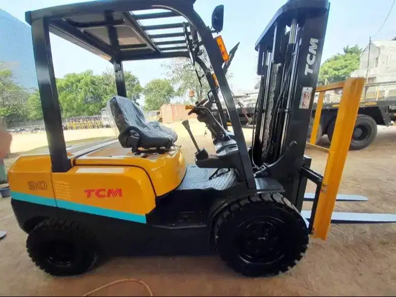 FORKLIFT 100% baru (TOYOTA, TCM, MITSUBISHI, CAT, UNITCM)