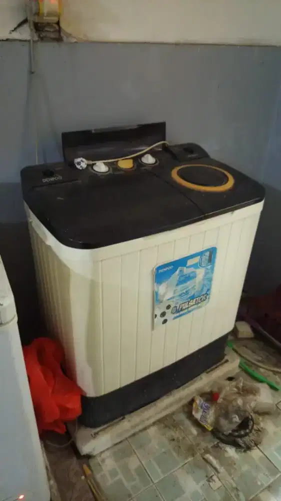 Mesin Cuci 2 Tabung Denpoo