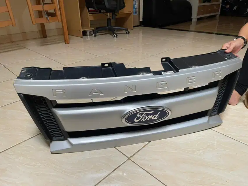 Grill Ford Ranger 2012