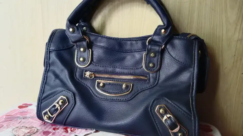Tas balenciaga size 26 navy