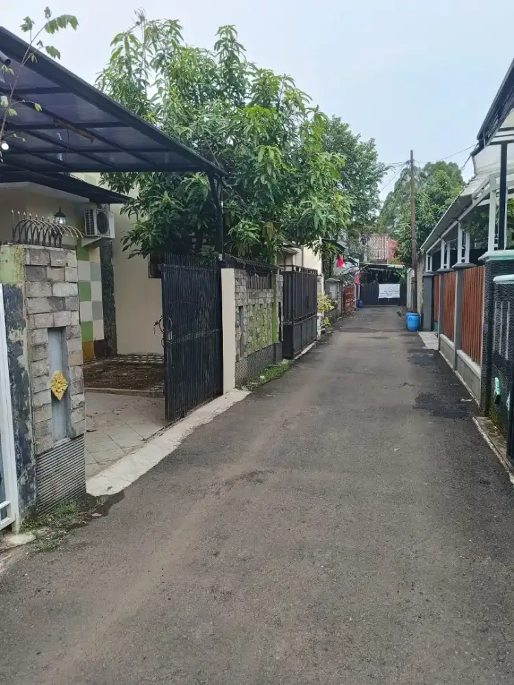 Rumah di Kontrakan