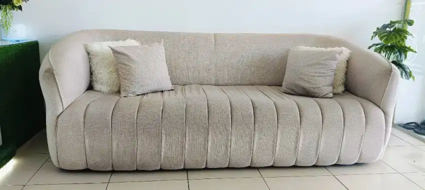 Sofa / Sofa Besar / Sofa Empuk